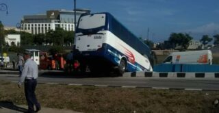 Accidente en túnel de La Habana: guagua “arrancó sola”, aseguran usuarios